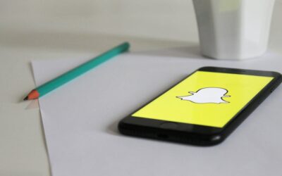 What Do the Eyes Mean on Snapchat Story (Complete Explanation)